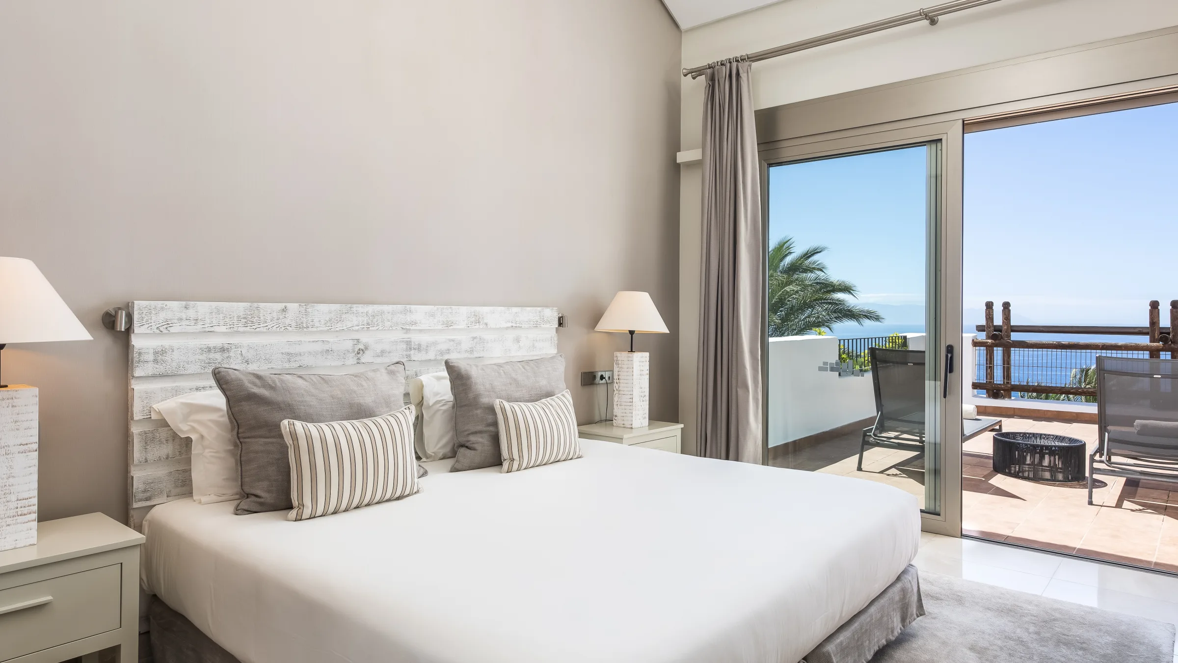 3 Bedroom Suite Sea View 10